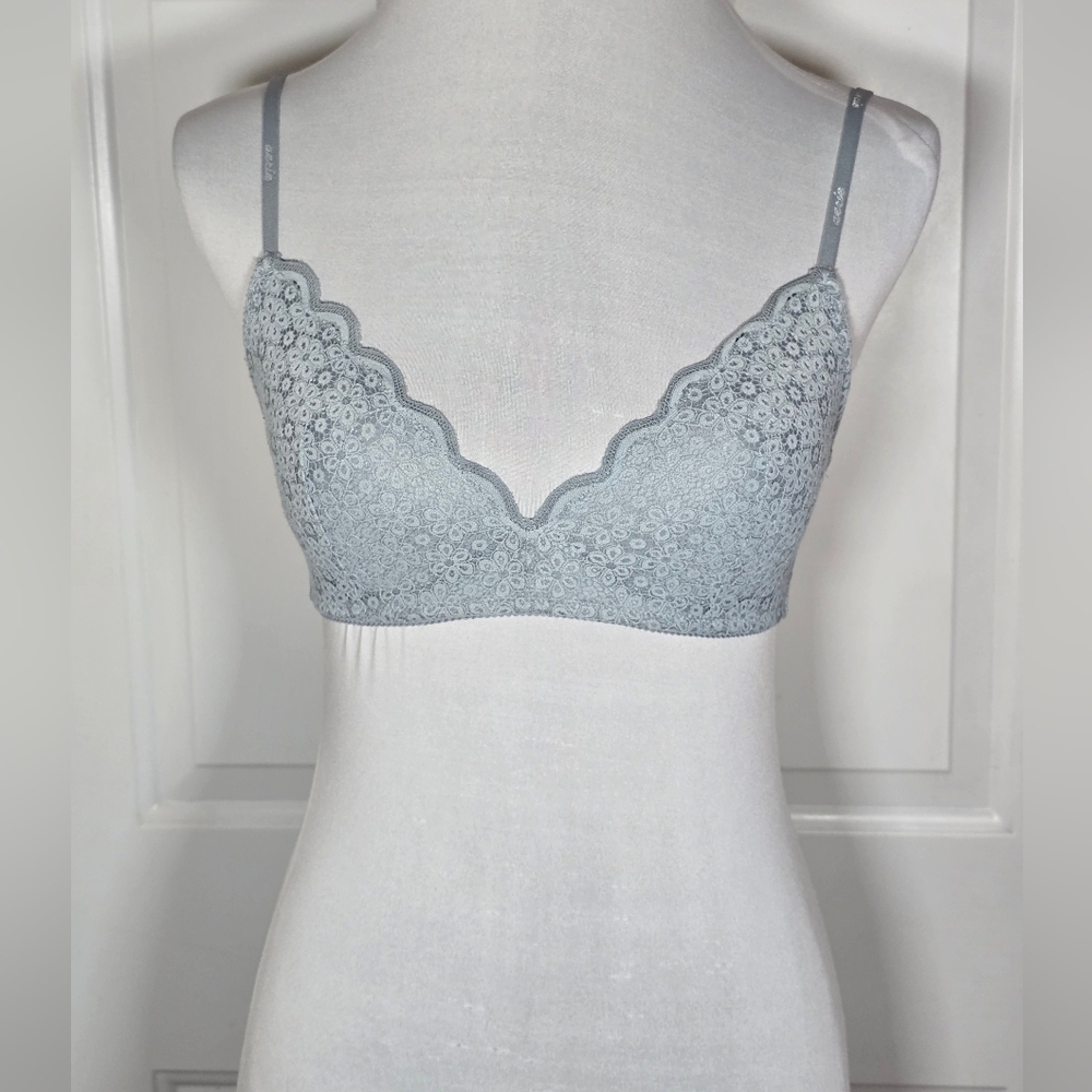 Aerie Real Happy Slate Blue Lace Bra 32D Wireless Flowers